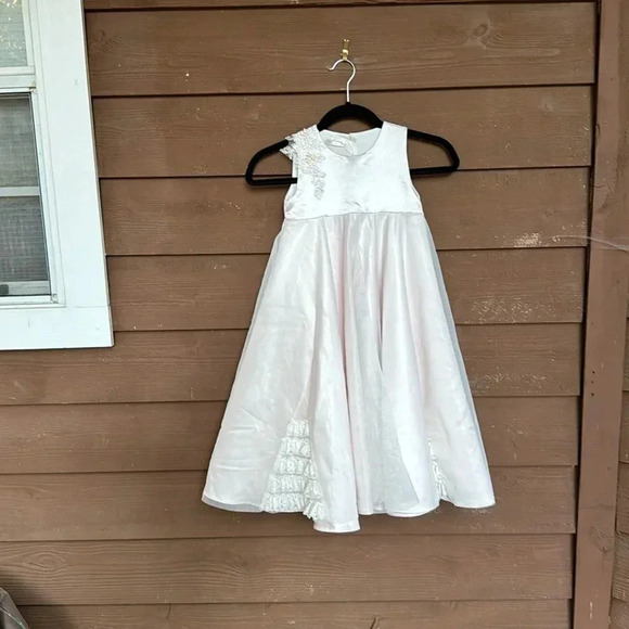 NWT Dollcakes All in the Details Frock very light pink dress size age 4 - Picture 1 of 7